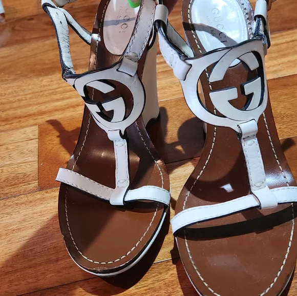 Auth Gucci GG Sandals - Picture 2 of 5
